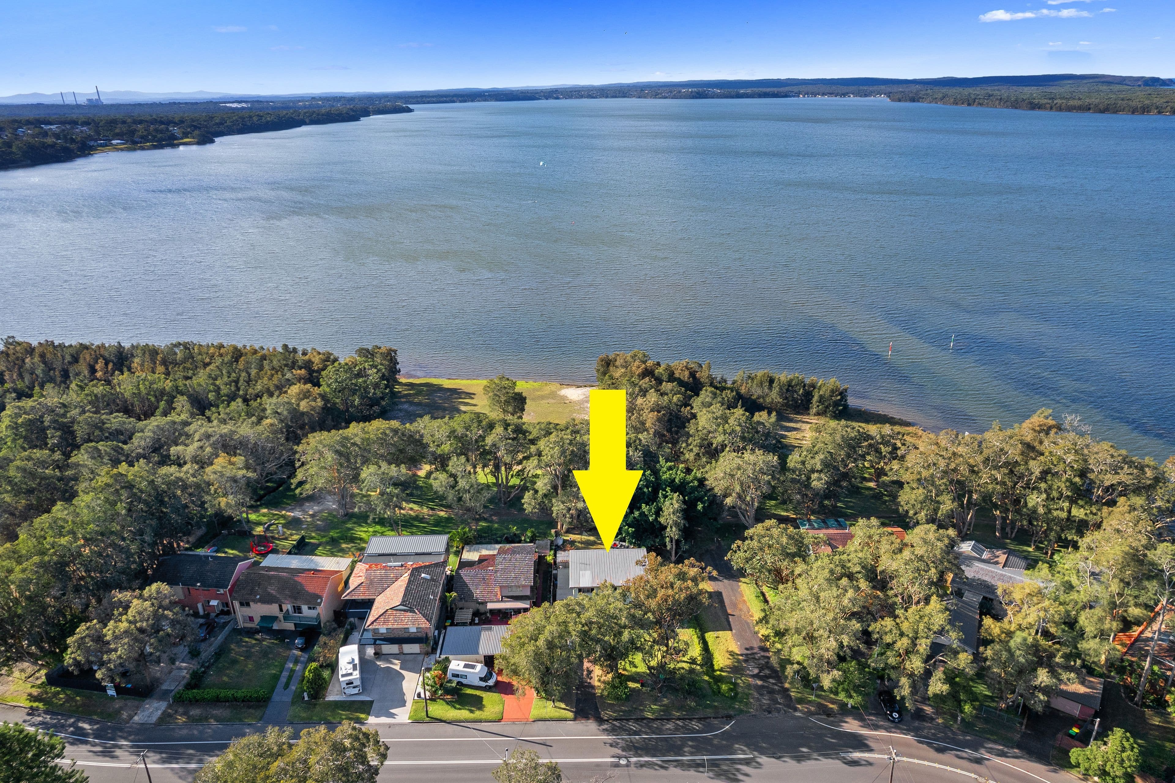 53 Natuna Avenue, Budgewoi NSW 2262, Budgewoi - Thumbnail 2