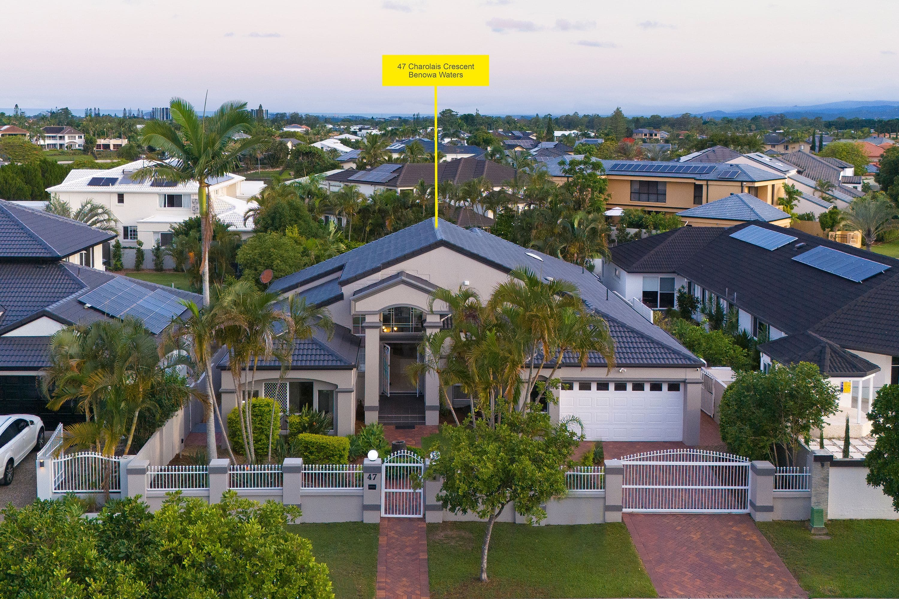47 Charolais Crescent, Benowa Waters QLD 4217, Benowa - Thumbnail 3