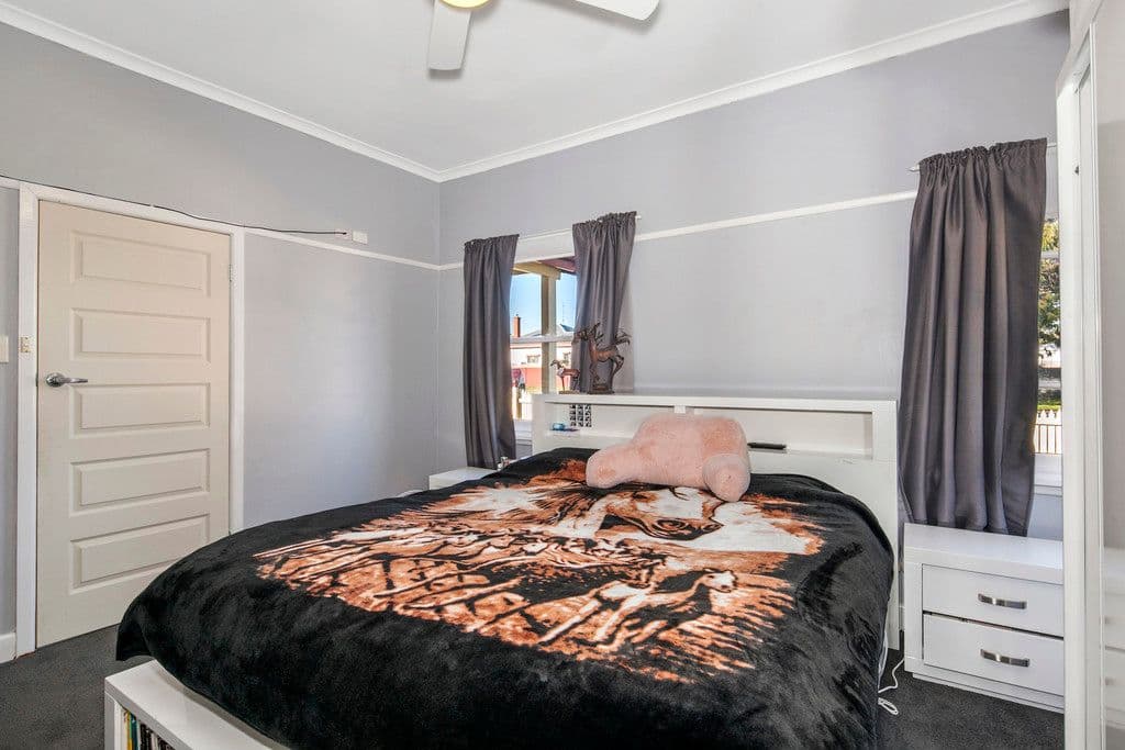 105 Comb Street, Soldiers Hill VIC 3350, Soldiers Hill - Thumbnail 5