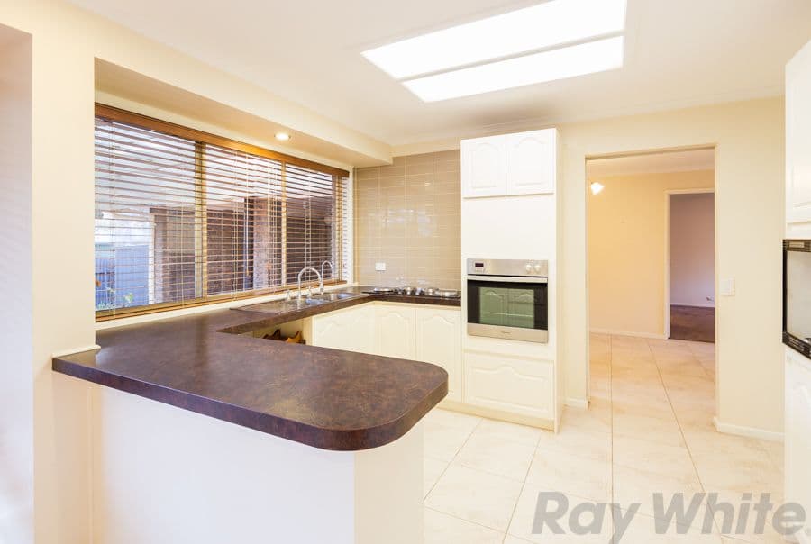 6 Iona Court, ABERFOYLE PARK SA 5159, Aberfoyle Park - Thumbnail 3