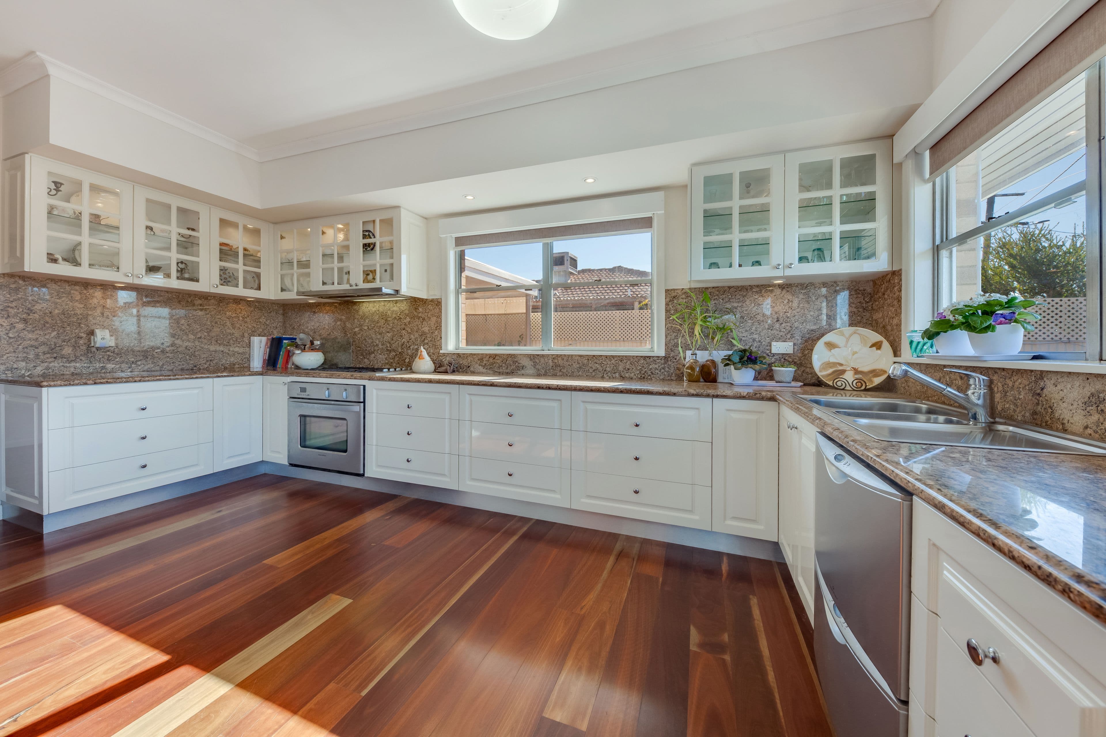 24 McNally Street, Yarrawonga VIC 3730, Yarrawonga - Thumbnail 3
