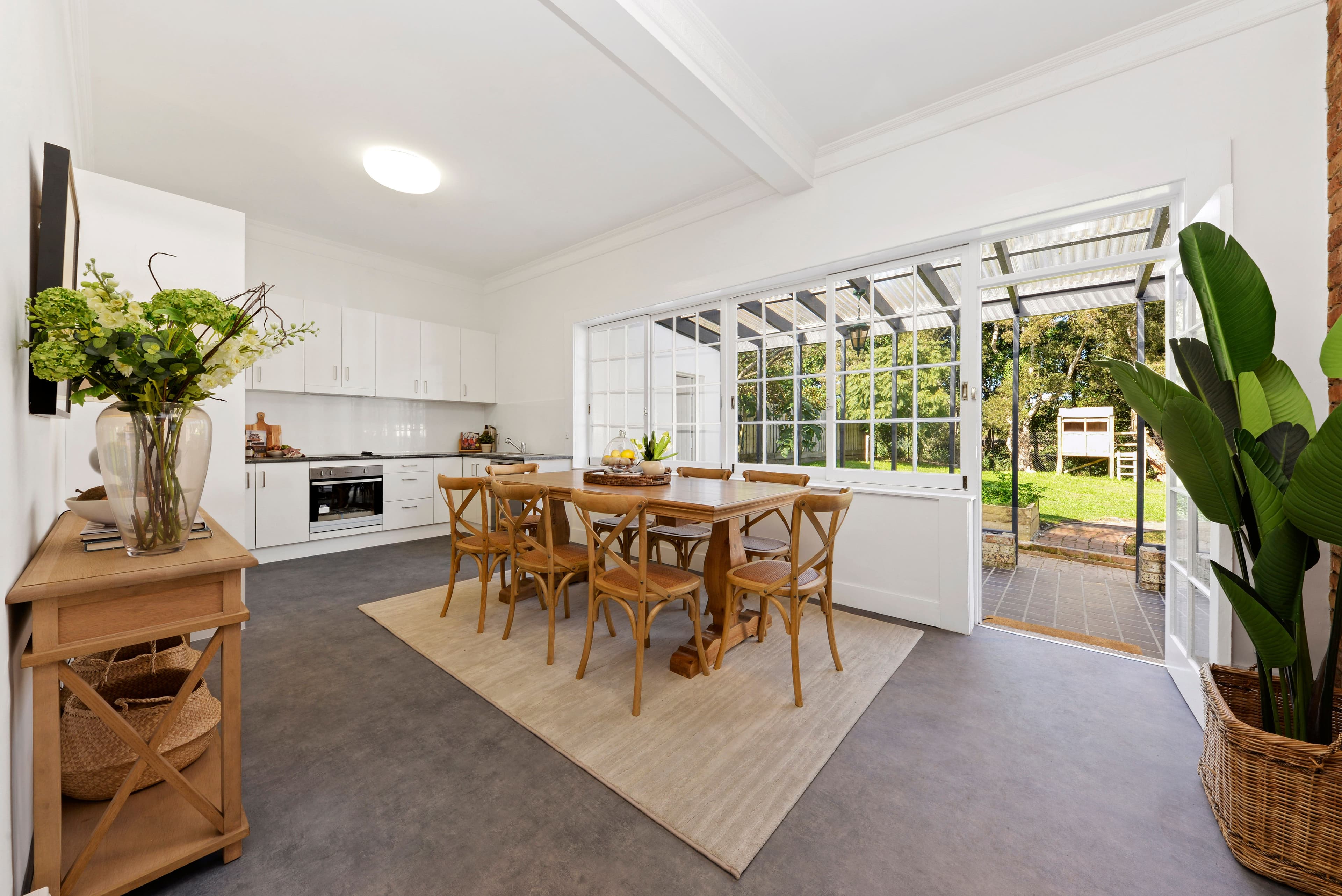 64 Lenthall Street, Kensington NSW 2033, Kensington - Thumbnail 2
