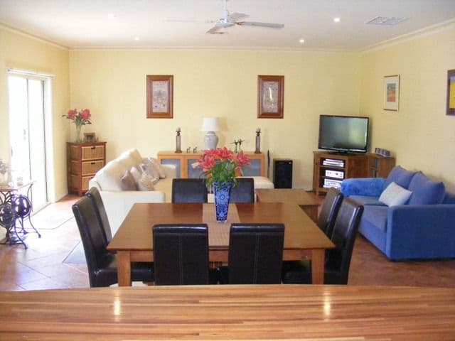 6 Winbi Avenue, MOAMA NSW 2731, Moama - Thumbnail 5