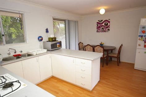 37 Mirrabooka Avenue, WESTMINSTER WA 6061, Westminster - Thumbnail 6
