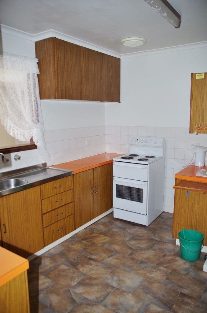 222 Twentyfirst Street, Renmark SA 5341, Renmark - Thumbnail 3