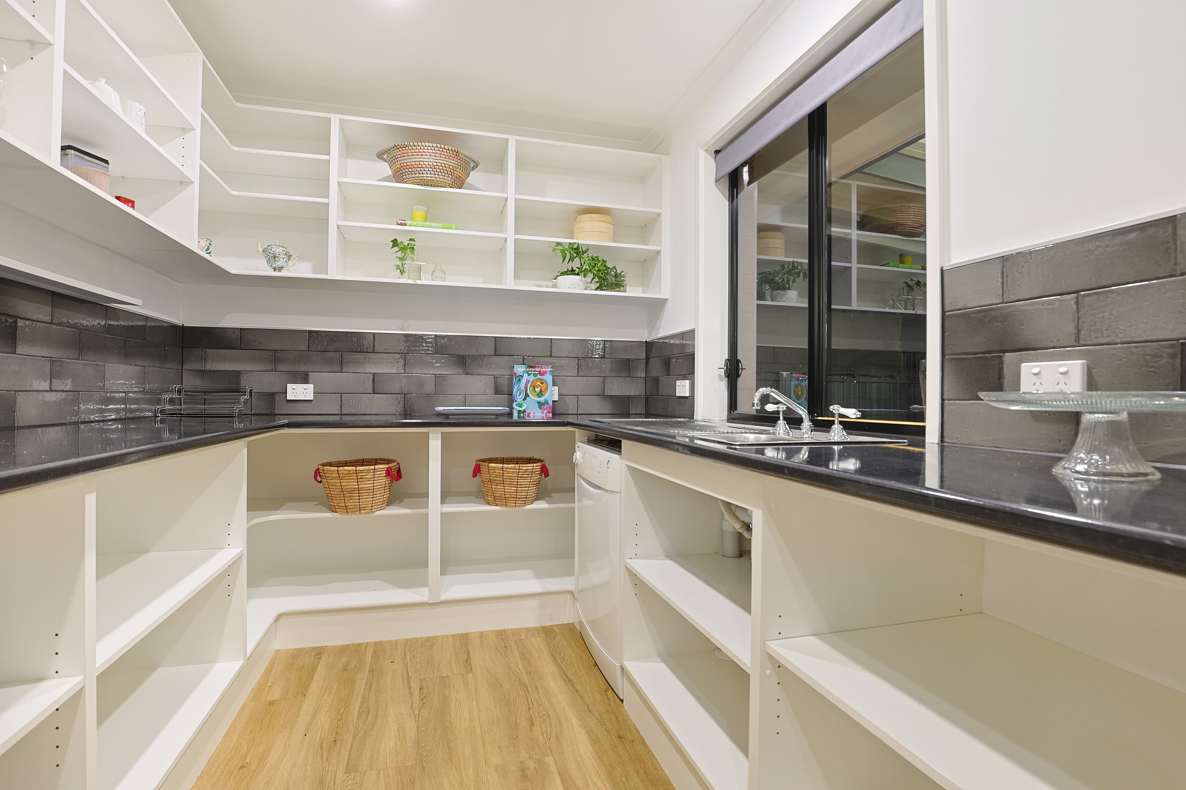 457 Walnut Avenue, Mildura VIC 3500, Mildura - Thumbnail 7