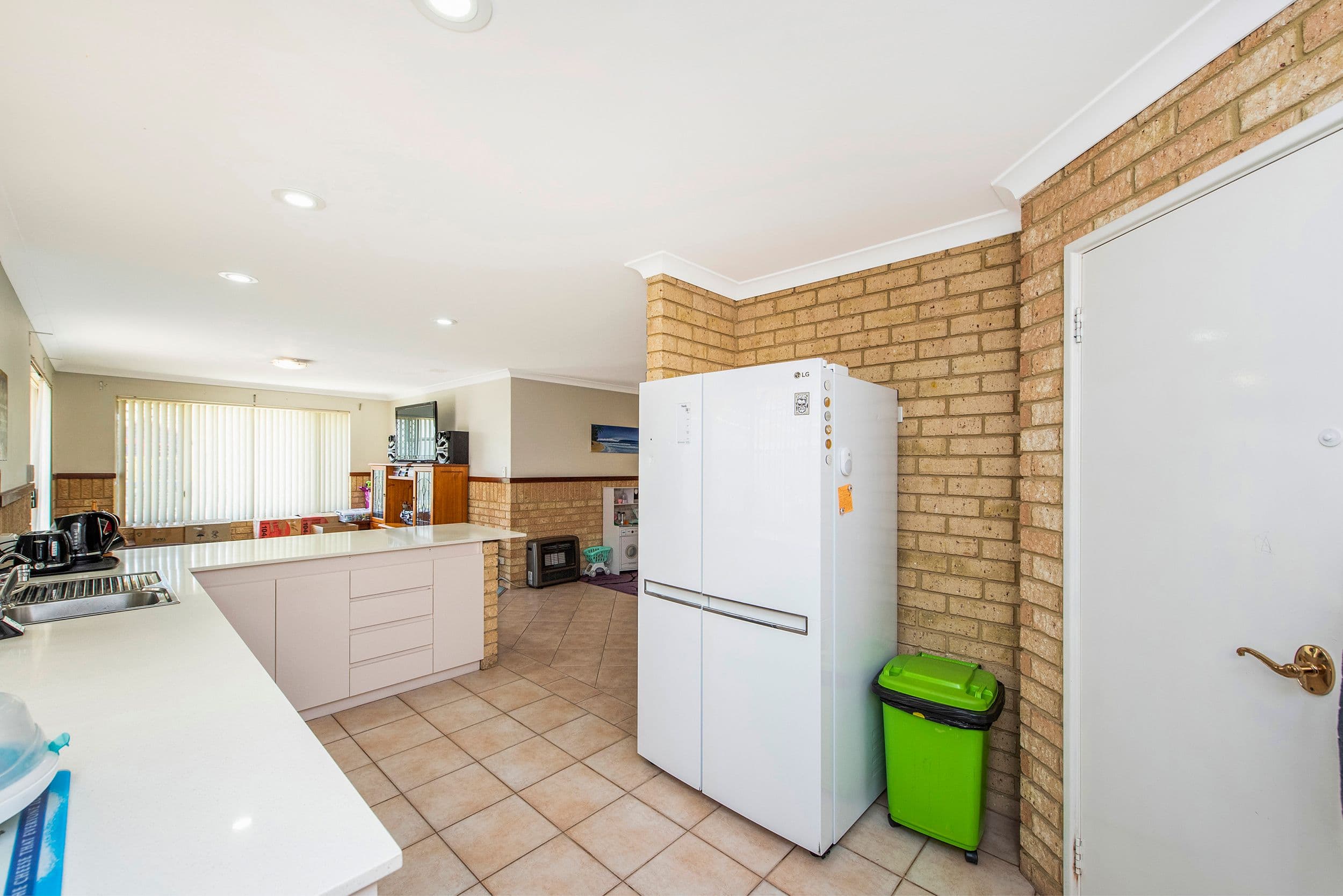 3 Transom Lane, Waikiki WA 6169, Waikiki - Thumbnail 8