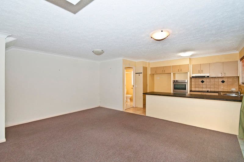 373 Cypress Terrace, Palm Beach QLD 4221, Palm Beach - Thumbnail 2