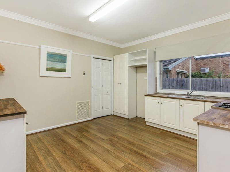 6 Tower Avenue, Frankston VIC 3199, Frankston - Thumbnail 3