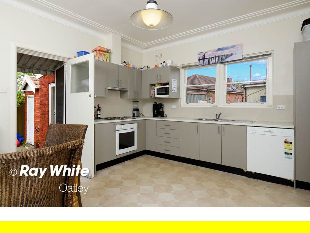 28 Neville Street, Oatley NSW 2223, Oatley - Thumbnail 4