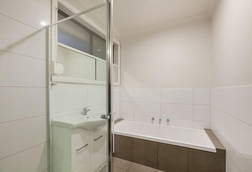 26 Chaleyer Street, Reservoir VIC 3073, Reservoir - Thumbnail 6