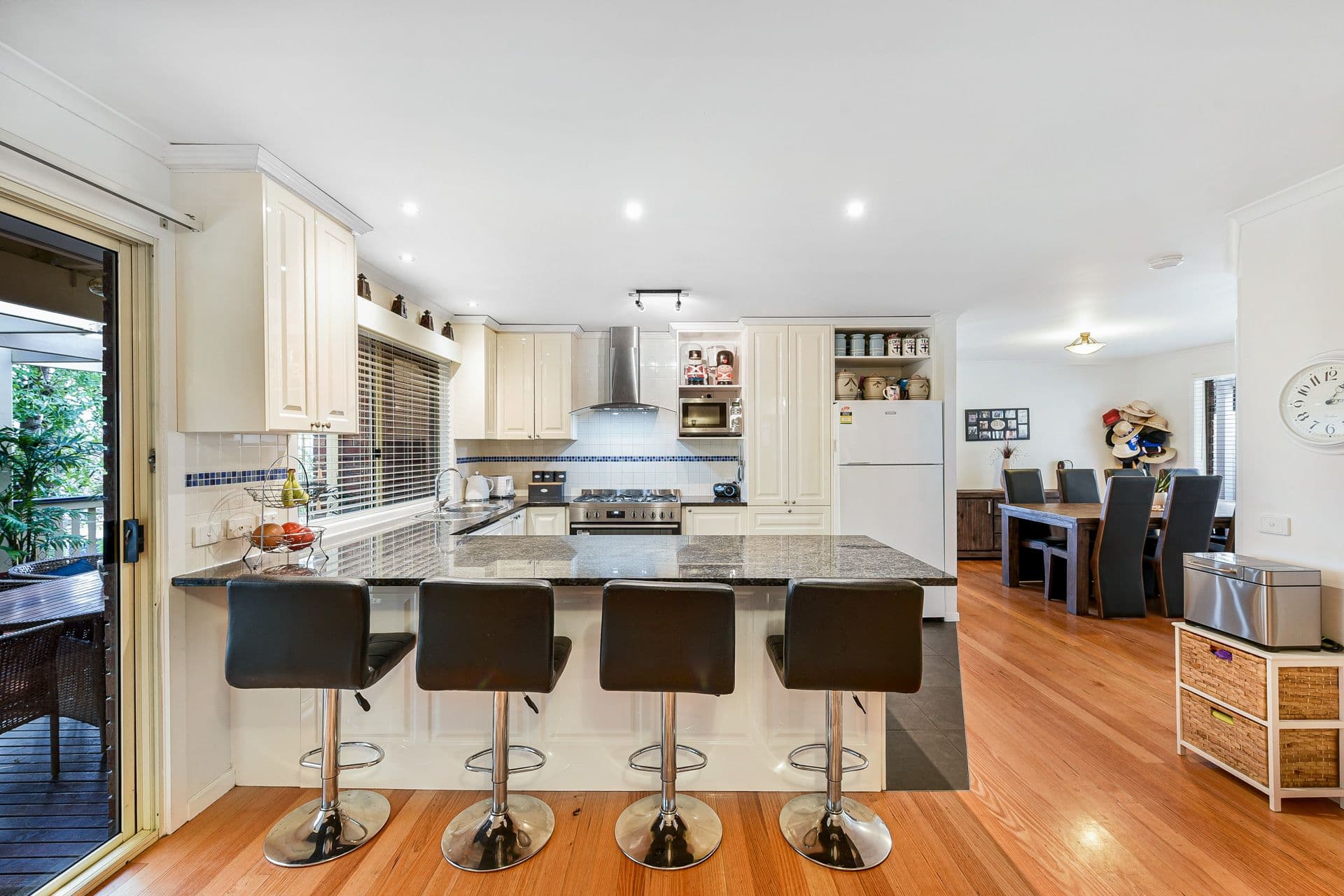 48 Melville Park Drive, Berwick VIC 3806, Berwick - Thumbnail 6