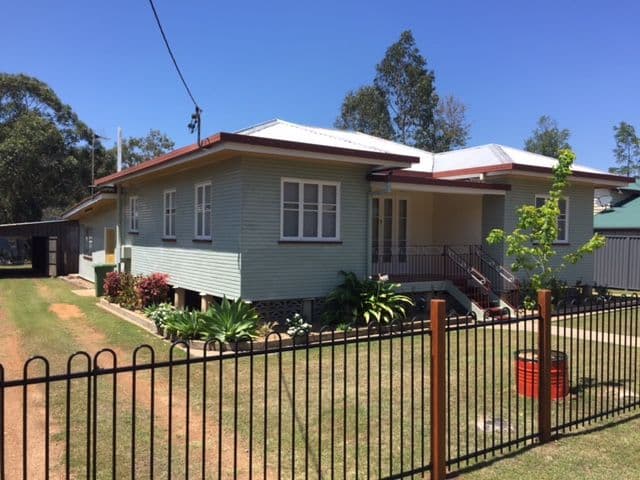 18 Edward Street, Esk QLD 4312, Esk - Thumbnail 5