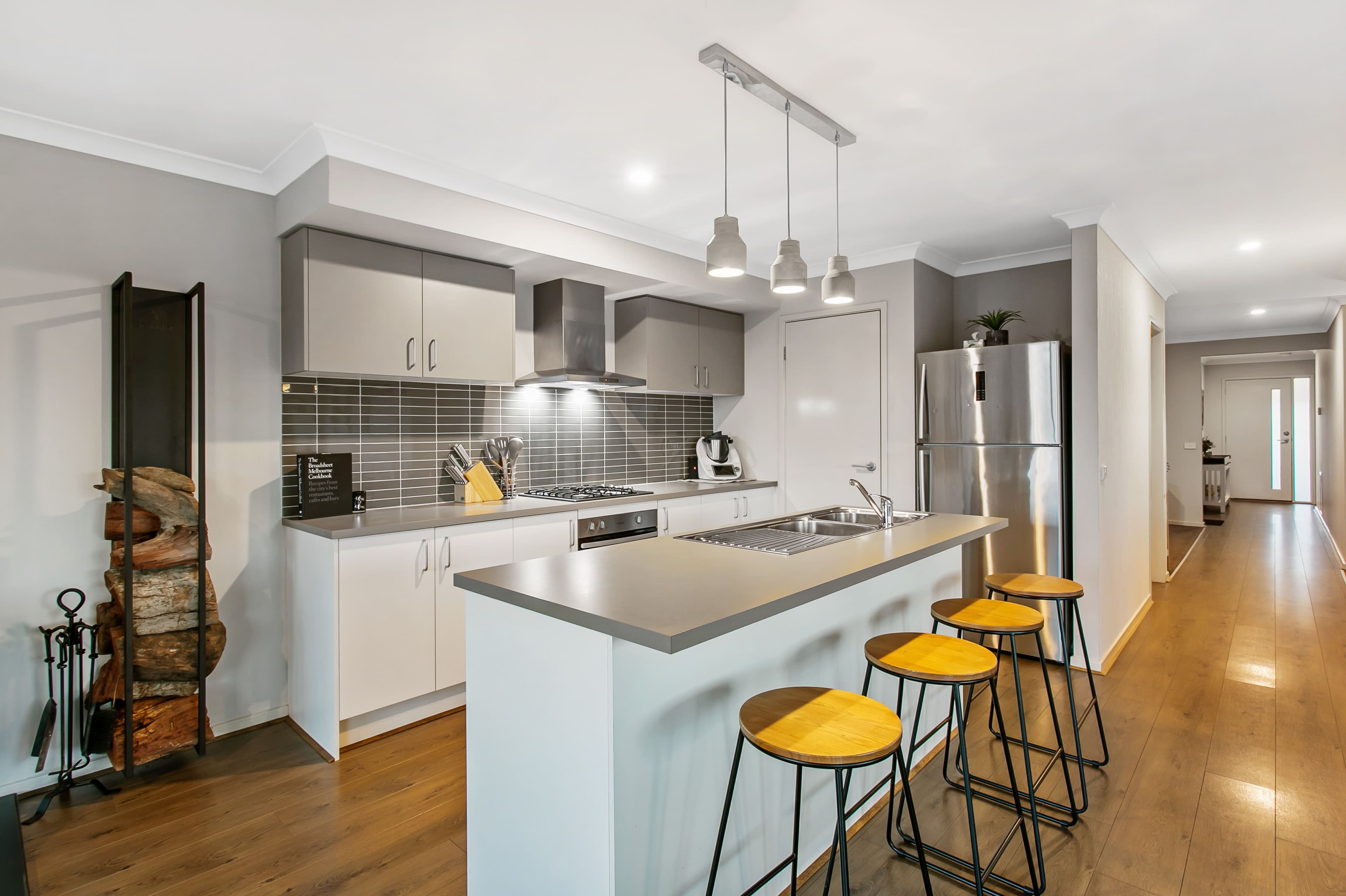 47 Belmont Crescent, Pakenham VIC 3810, Pakenham - Thumbnail 4