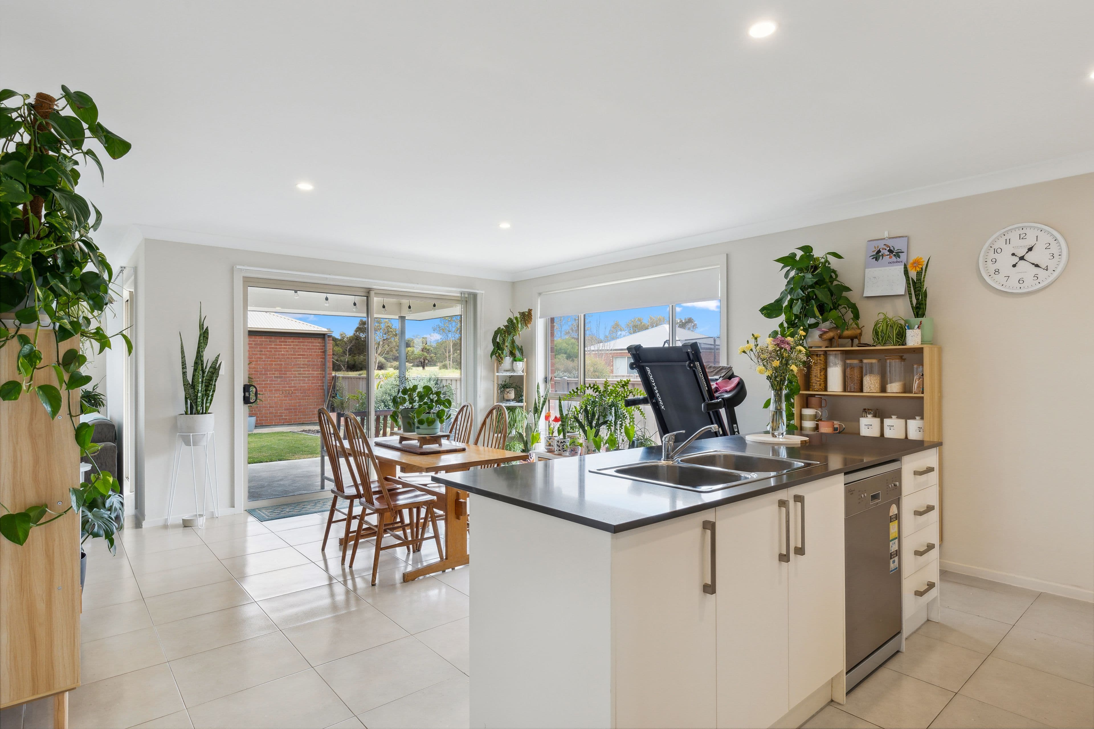 19 Princess Royal Parade, Hindmarsh Island SA 5214, Hindmarsh Island - Thumbnail 5