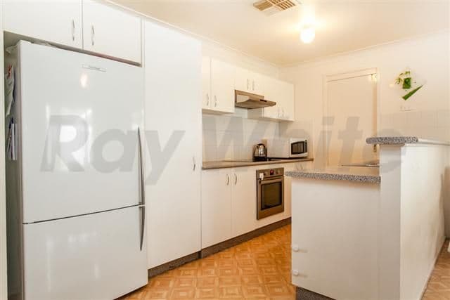 4 Harwood Circuit, GLENMORE PARK NSW 2745, Glenmore Park - Thumbnail 5