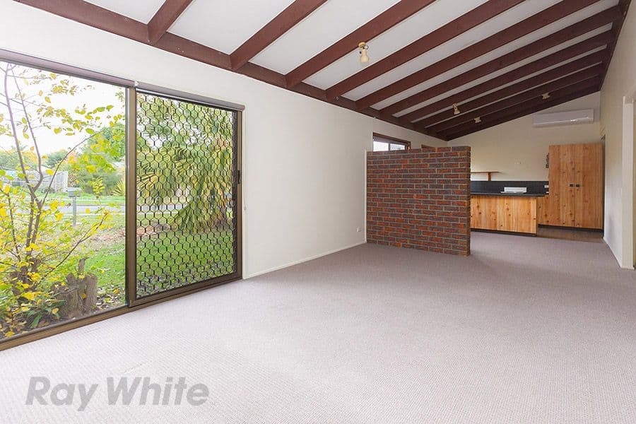 11 Sturt Drive, Redbank Plains QLD 4301, Redbank Plains - Thumbnail 7