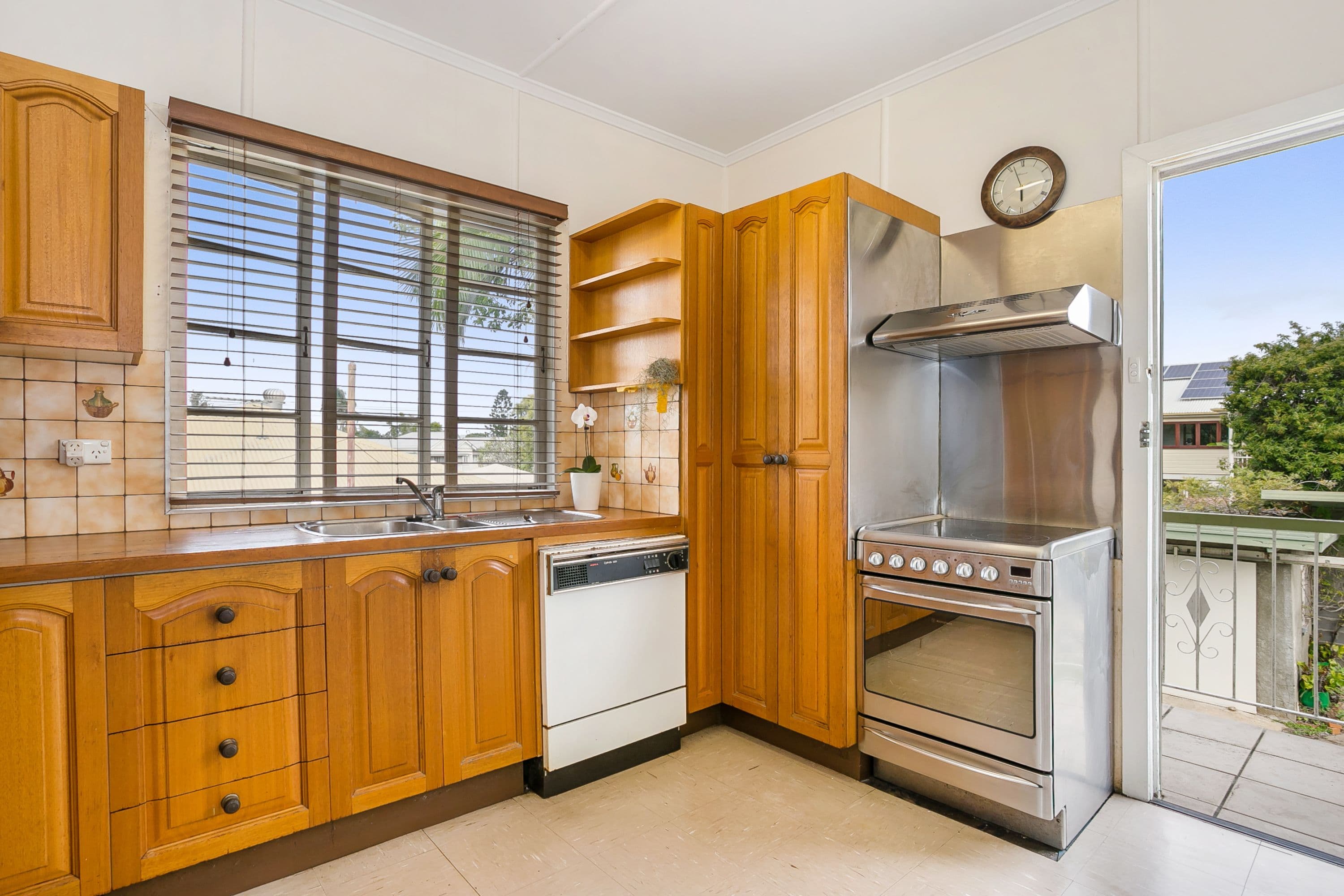 4 Ettie Street, Sherwood QLD 4075, Sherwood - Thumbnail 5