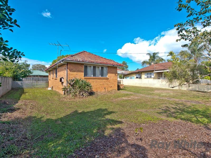 18 Kirby Road, Aspley QLD 4034, Aspley - Thumbnail 2