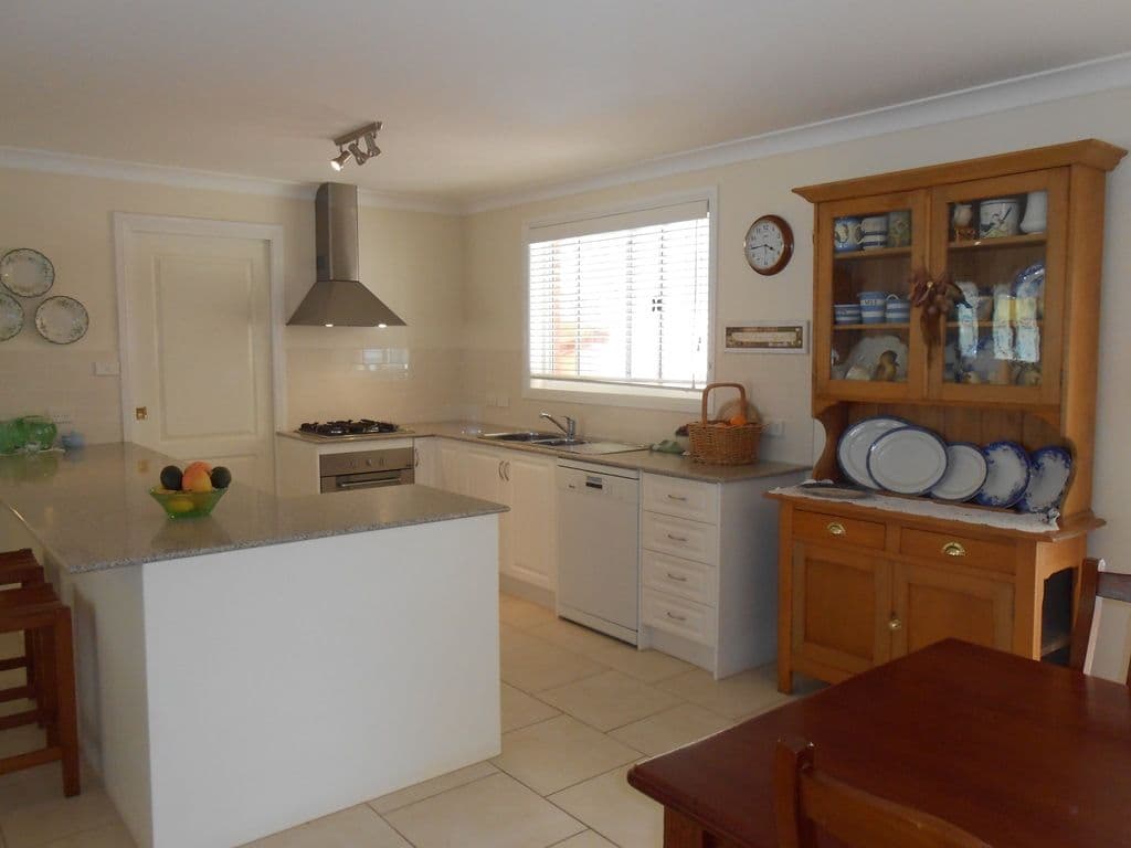 349 Forest Road, TAMWORTH NSW 2340, Tamworth - Thumbnail 2