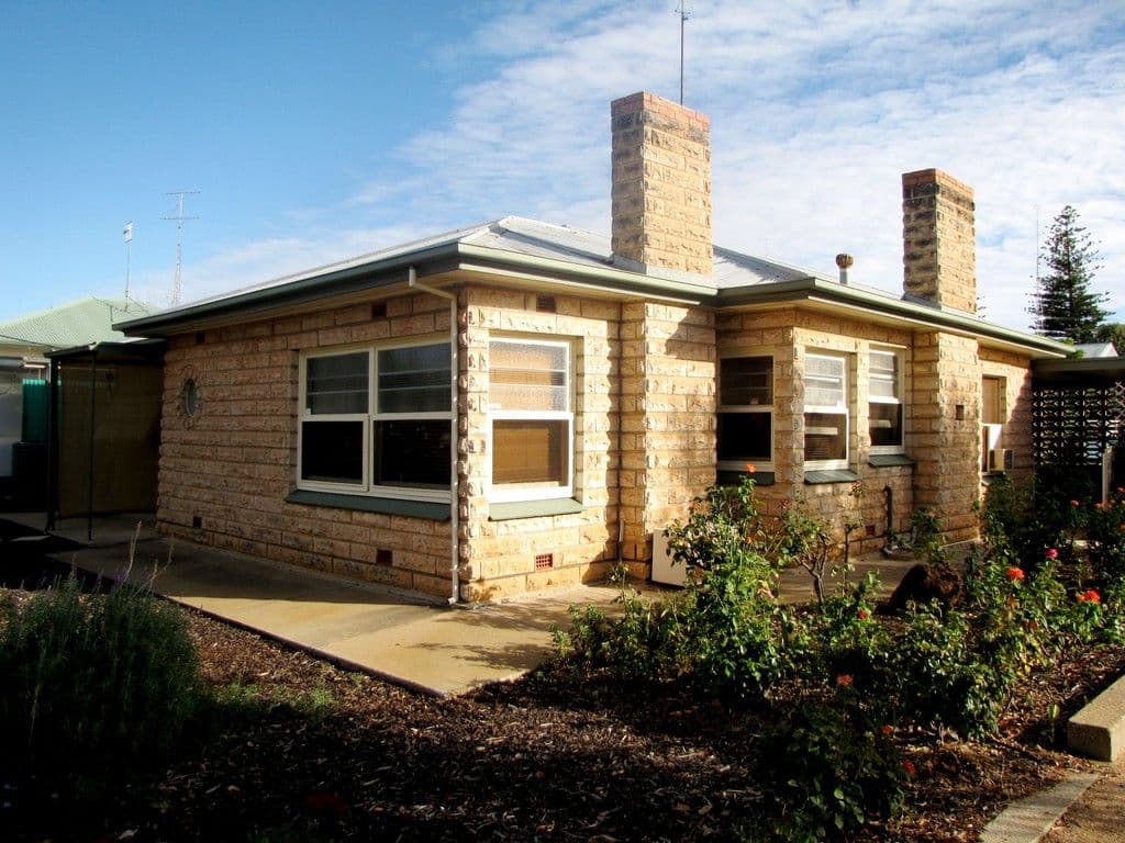6 Wilkinson Street, Berri SA 5343, Berri - Image 1
