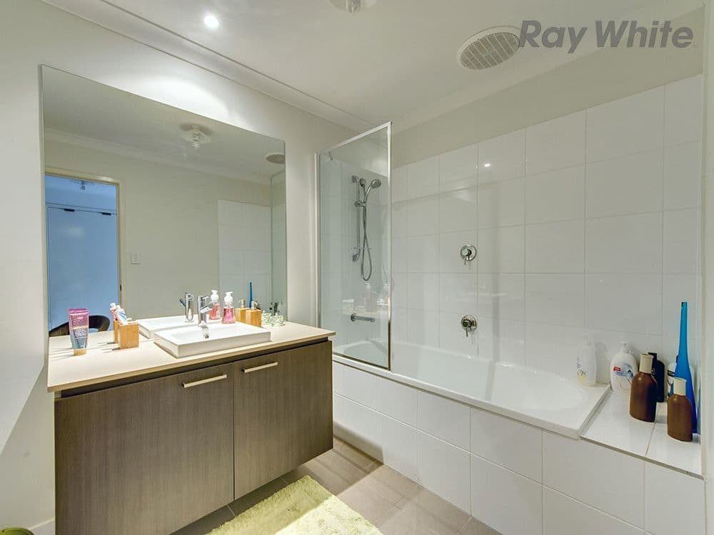 18 Glen Echo Street, Springfield Lakes QLD 4300, Springfield Lakes - Thumbnail 4