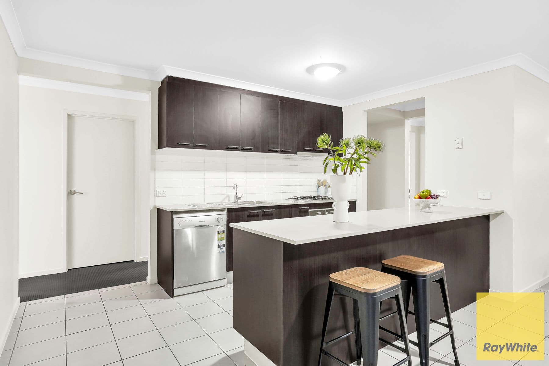 94 Hamish Drive, Tarneit VIC 3029, Tarneit - Thumbnail 6