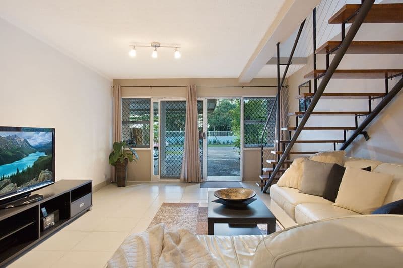 6 'Casino Waves' 8 George Avenue, BROADBEACH QLD 4218, Broadbeach - Thumbnail 3