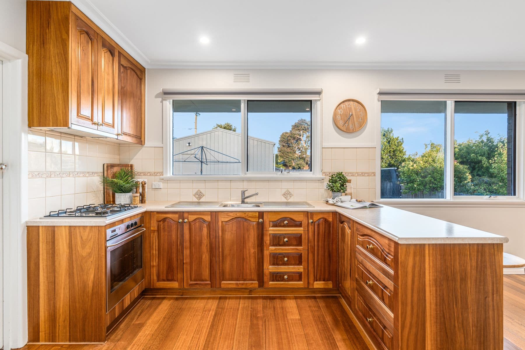 38 North Valley Road, Highton VIC 3216, Highton - Thumbnail 2