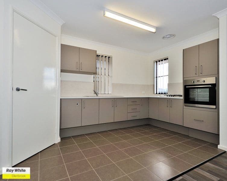 7 Newland Road, ELLENBROOK WA 6069, Ellenbrook - Thumbnail 3