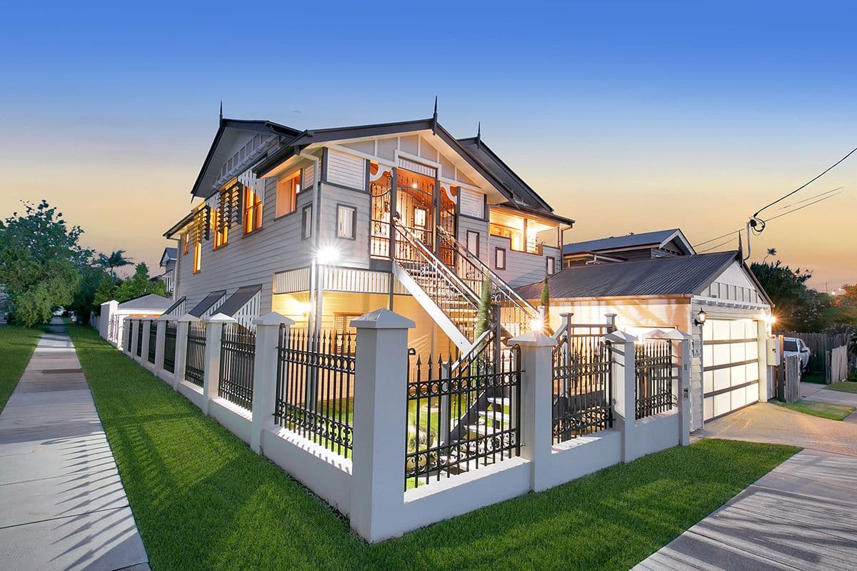 11 Bardsley Avenue, Greenslopes QLD 4120, Greenslopes - Image 1