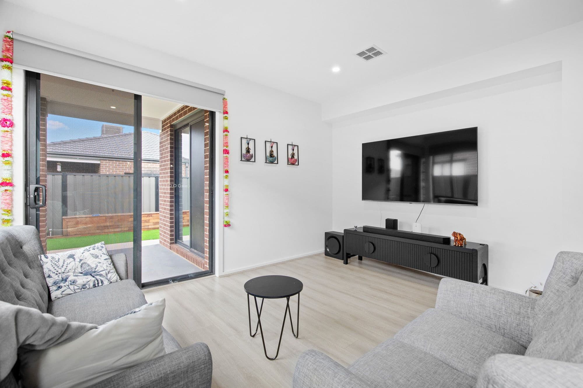 12 Eshal Crescent, Wyndham Vale VIC 3024, Wyndham Vale - Thumbnail 5