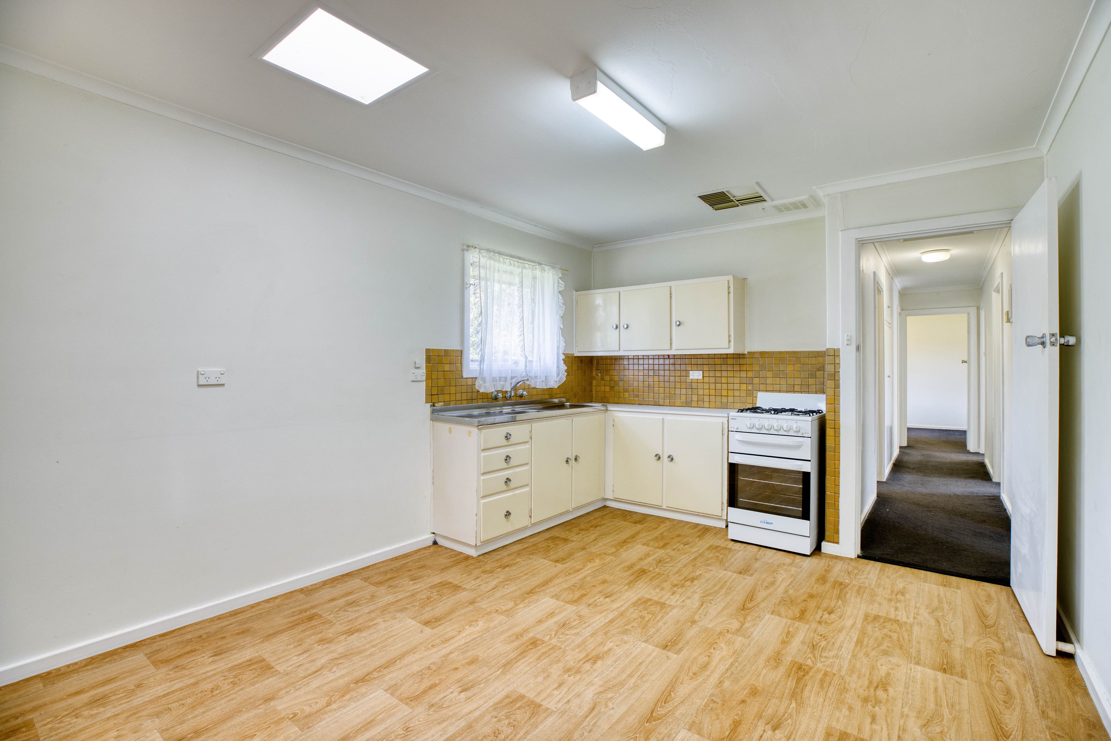 64 Elizabeth Road, Christie Downs SA 5164, Christie Downs - Thumbnail 6