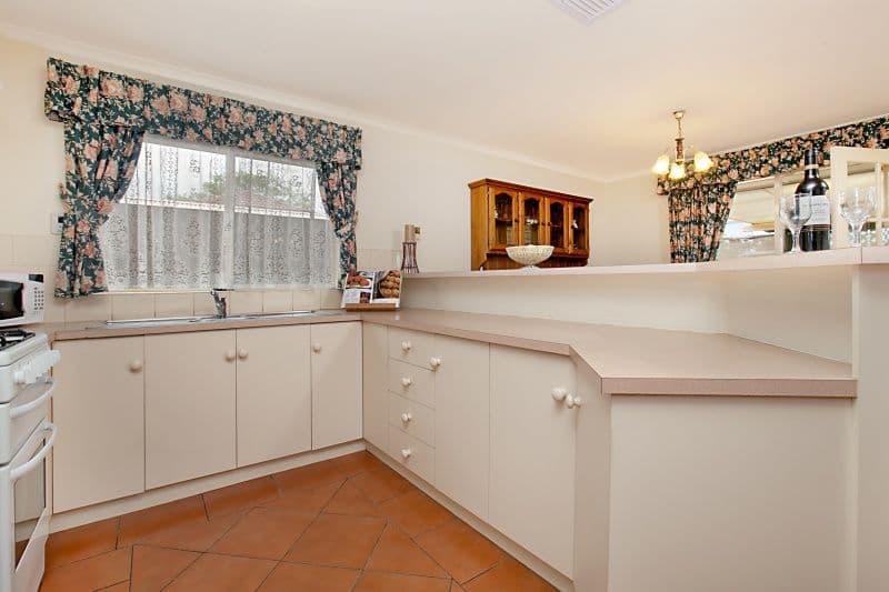 35 Casanor Crescent, PARALOWIE SA 5108, Paralowie - Thumbnail 4