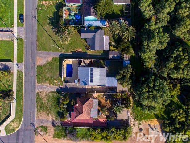 30 Crowther Street, Beachlands WA 6530, Beachlands - Thumbnail 5