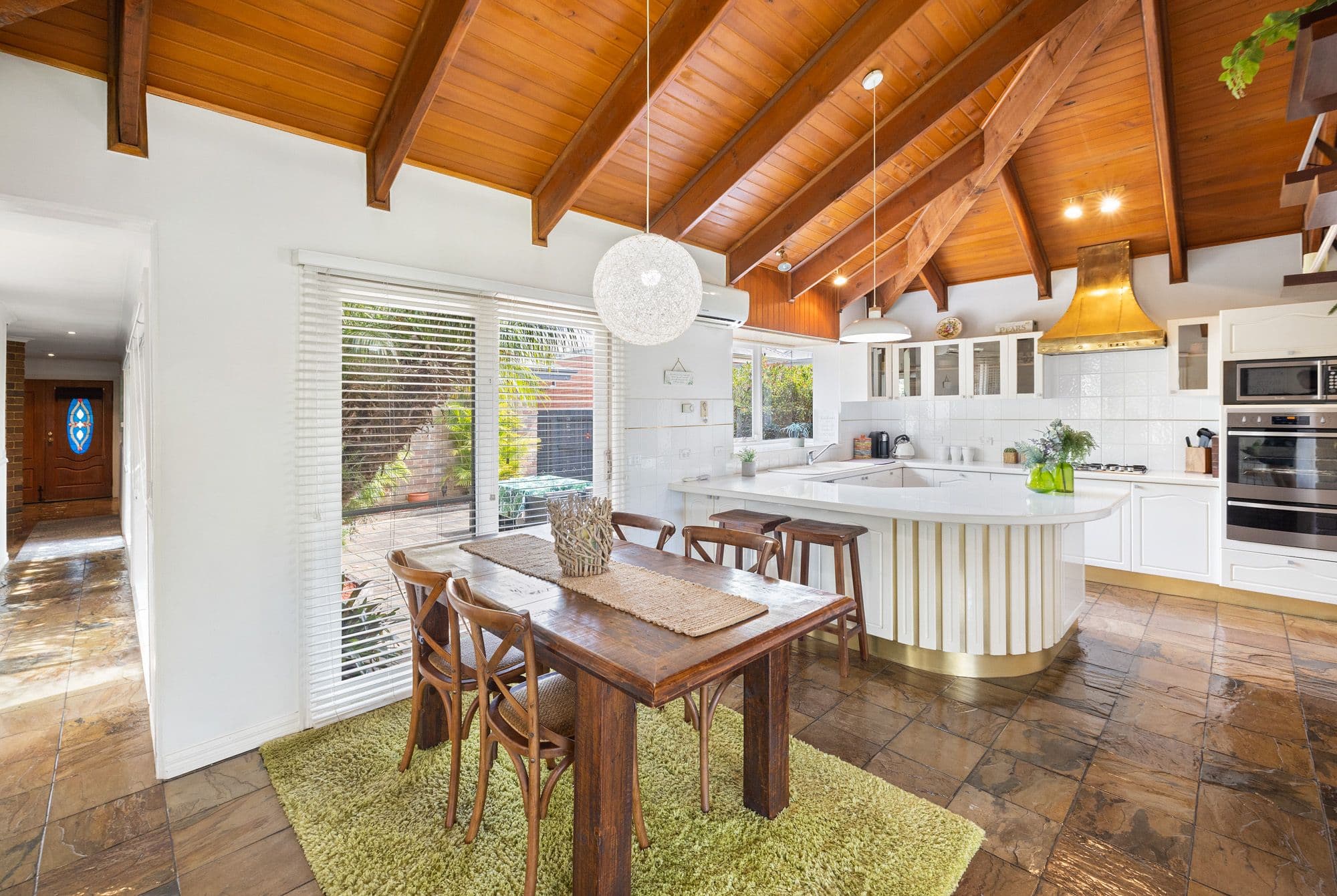 2 Butmar Close, Werribee VIC 3030, Werribee - Thumbnail 6