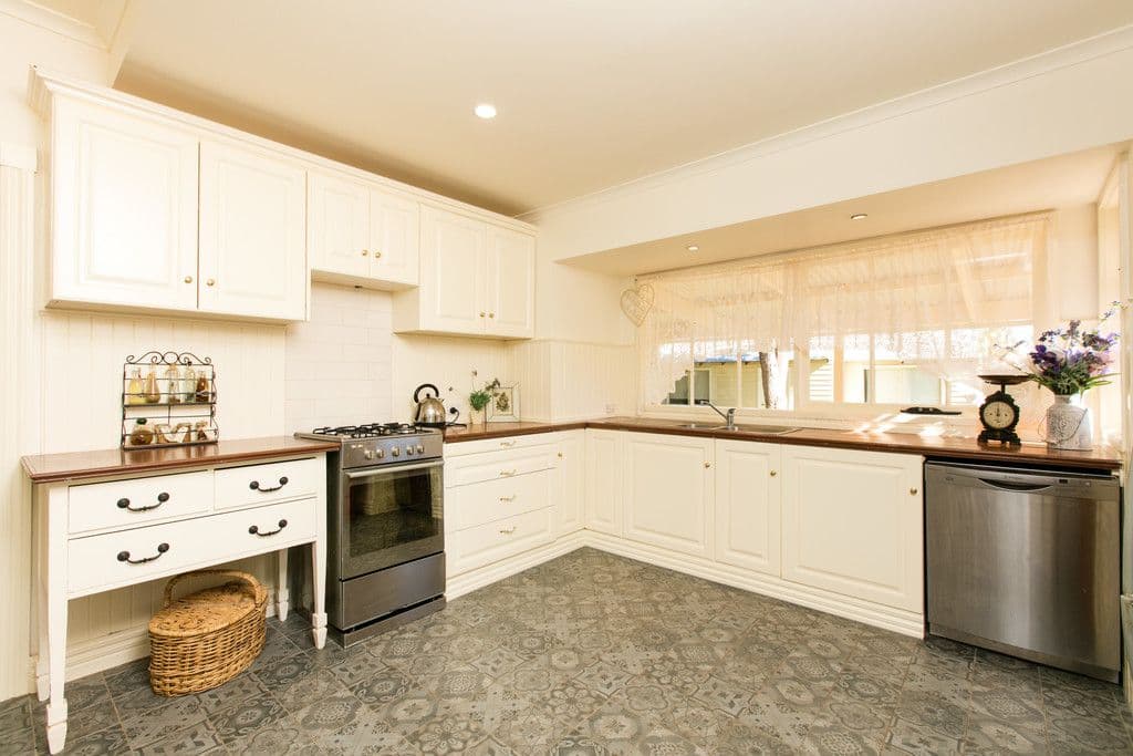 3 Toorak Avenue, Mildura VIC 3500, Mildura - Thumbnail 2