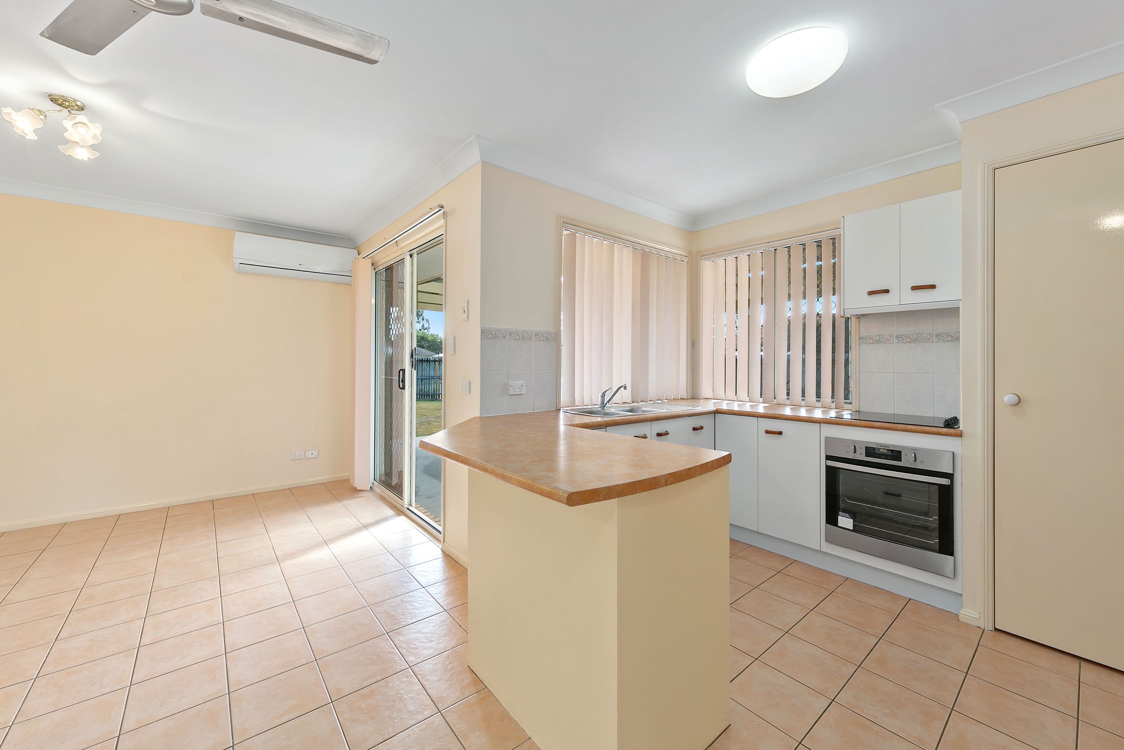 20 Headland Place, Deception Bay QLD 4508, Deception Bay - Thumbnail 2