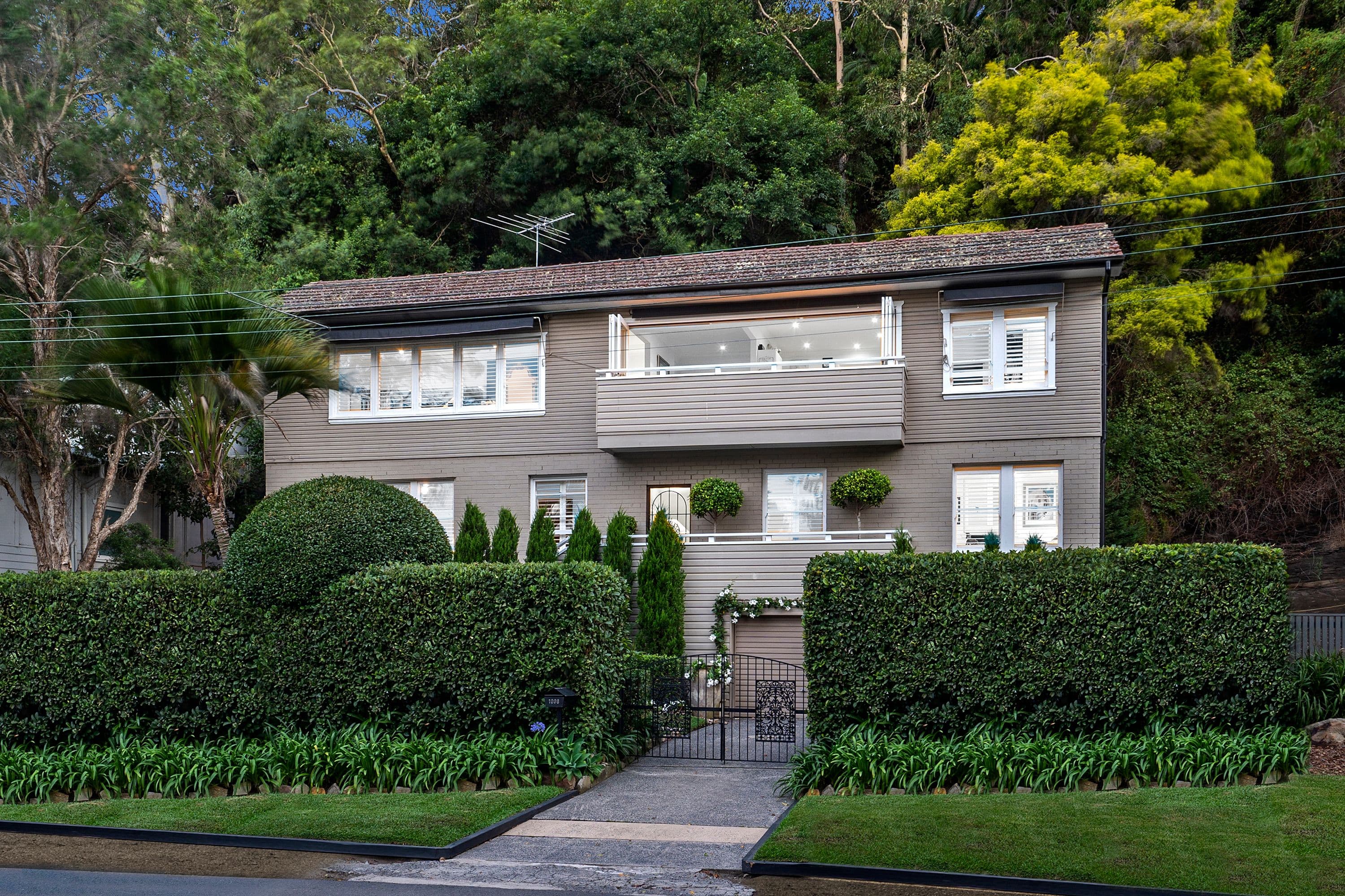 1098 Barrenjoey Road, Palm Beach - Image 1
