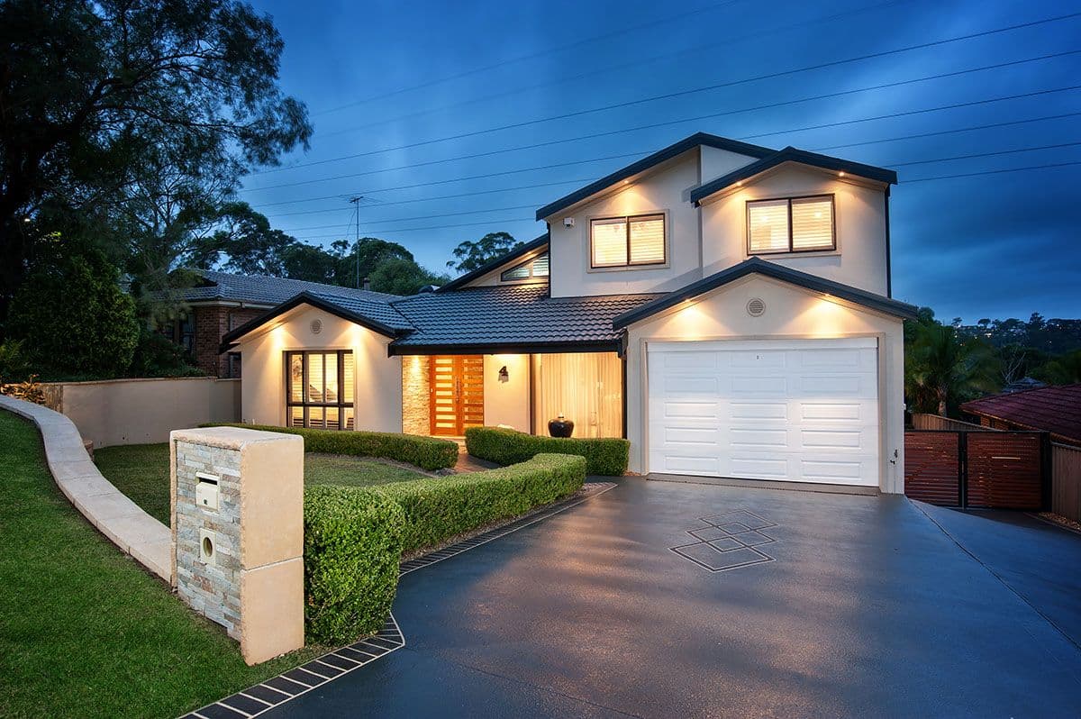 4 Thomas Mitchell Drive, Barden Ridge - Image 1