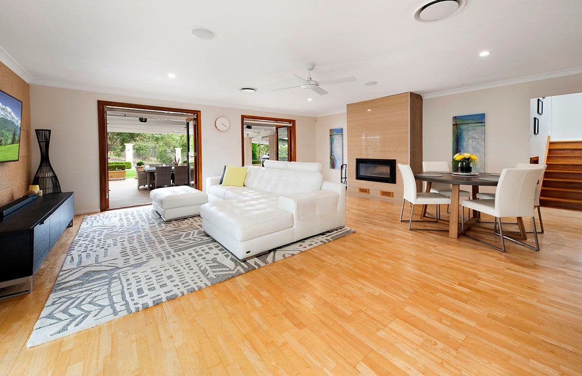 4 Thomas Mitchell Drive, Barden Ridge - Thumbnail 2