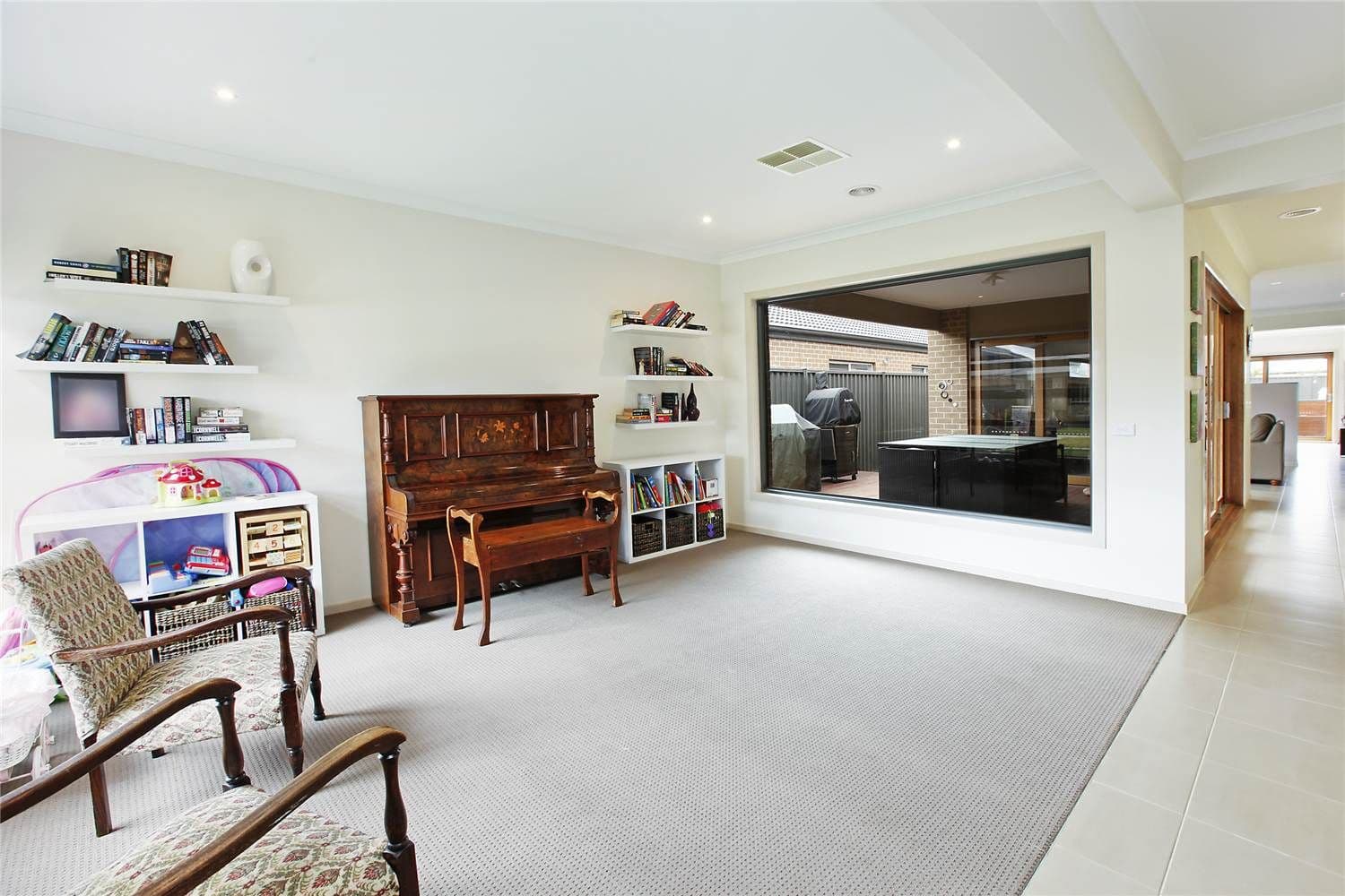 6 Mathieson Place, LARA VIC 3212, Lara - Thumbnail 4