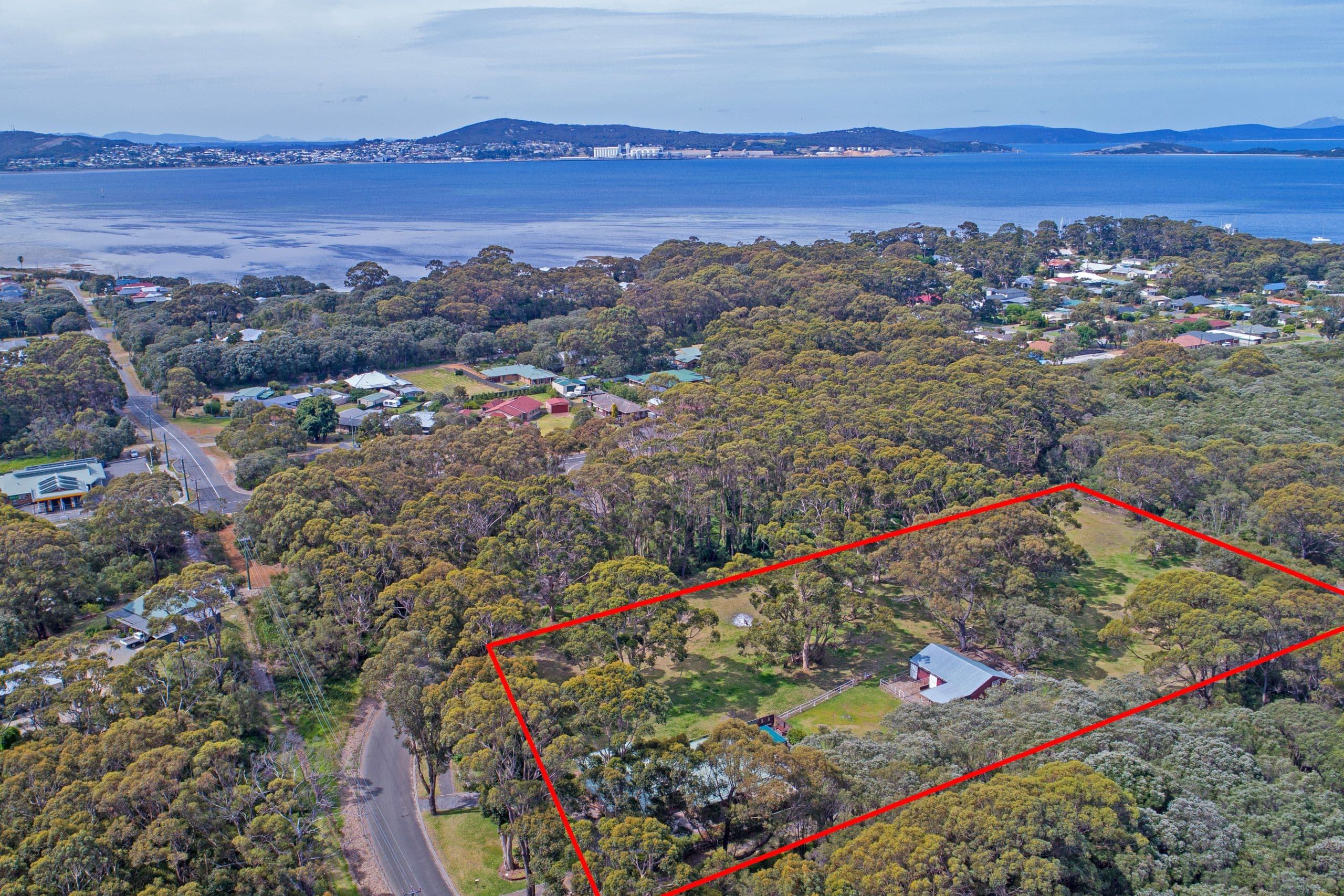 17 Symers Street, Little Grove WA 6330, Little Grove - Thumbnail 4