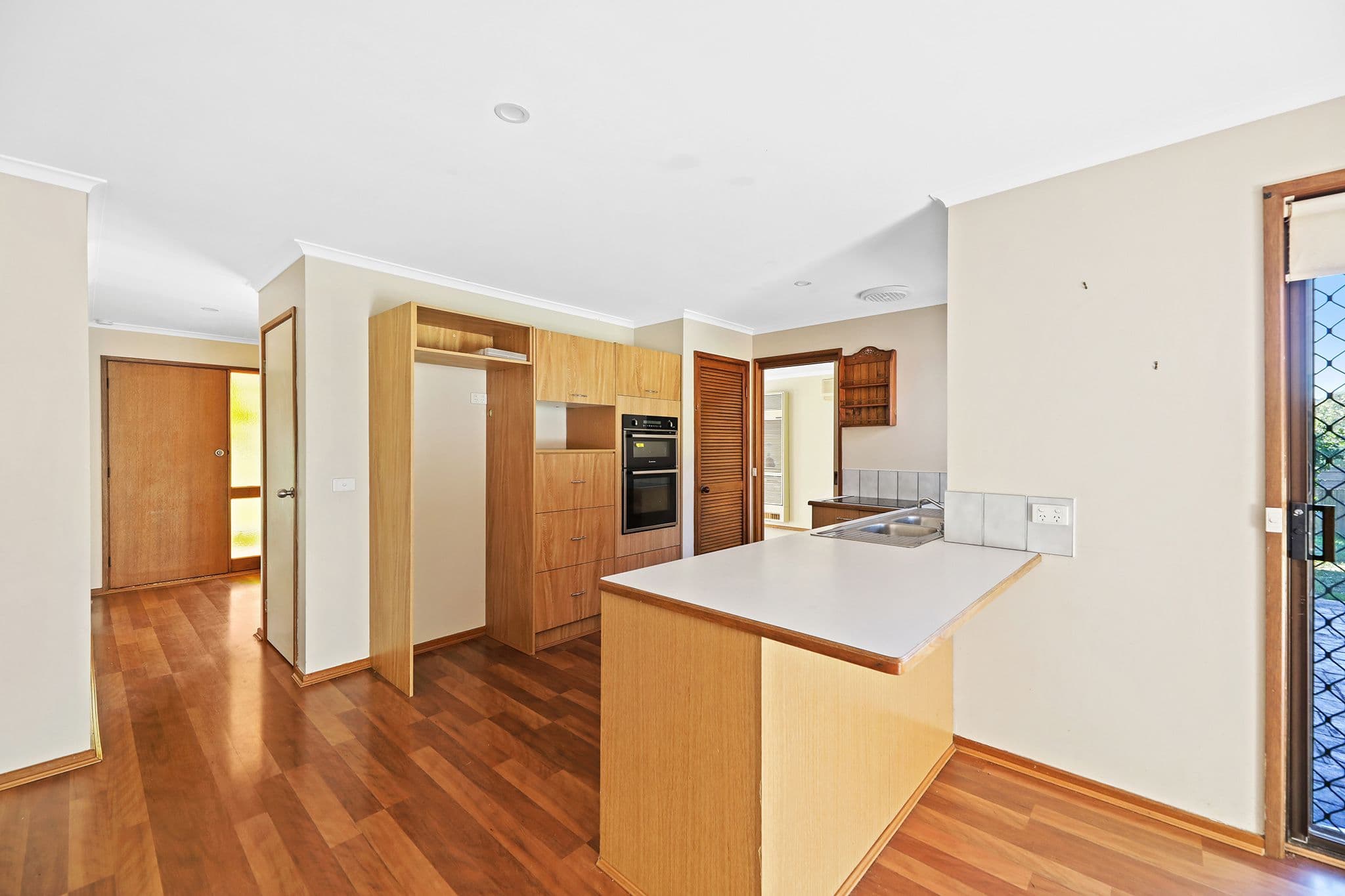1 James Court, Drouin VIC 3818, Drouin - Thumbnail 2
