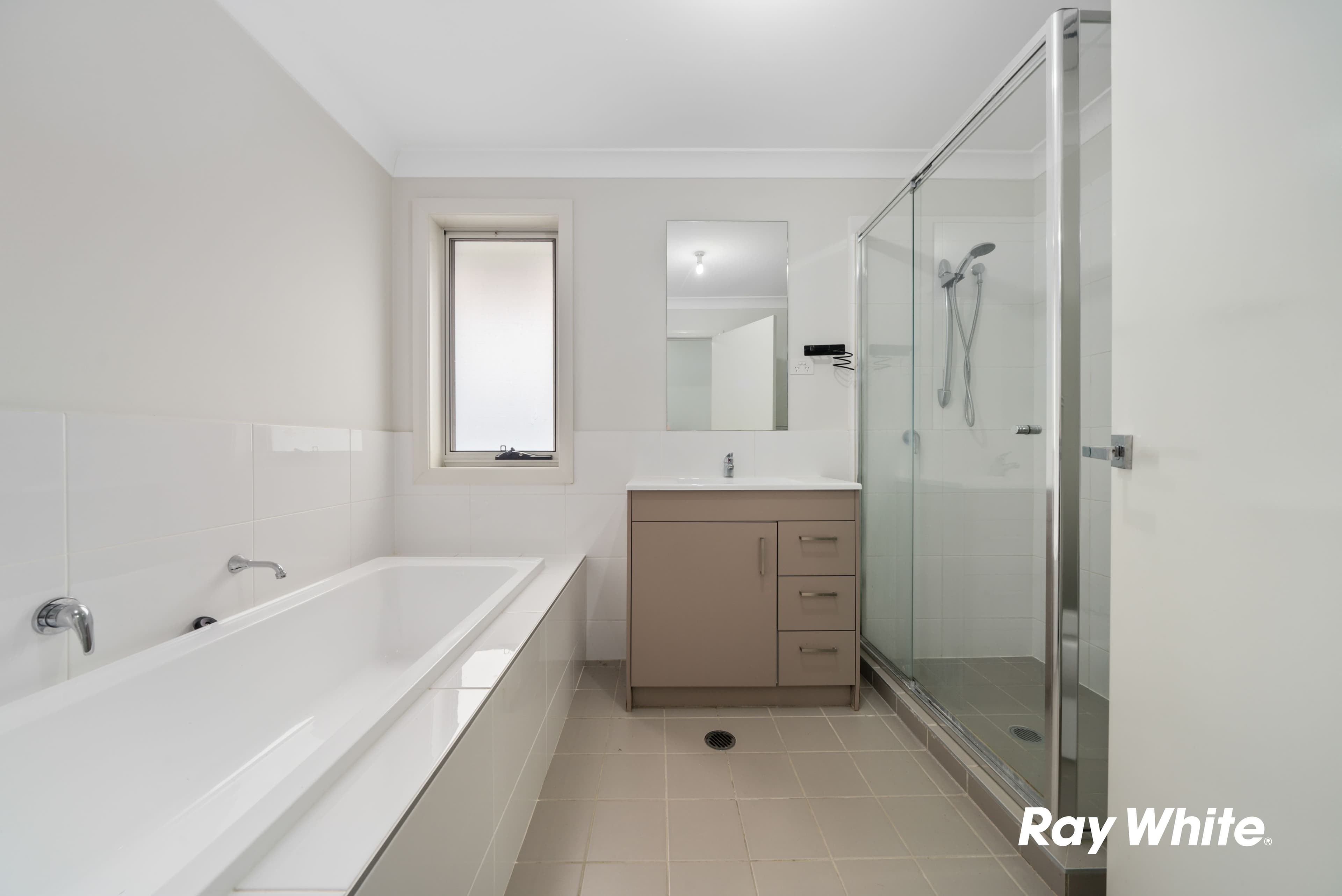 22 Alderton Drive, Colebee NSW 2761, Colebee - Thumbnail 8