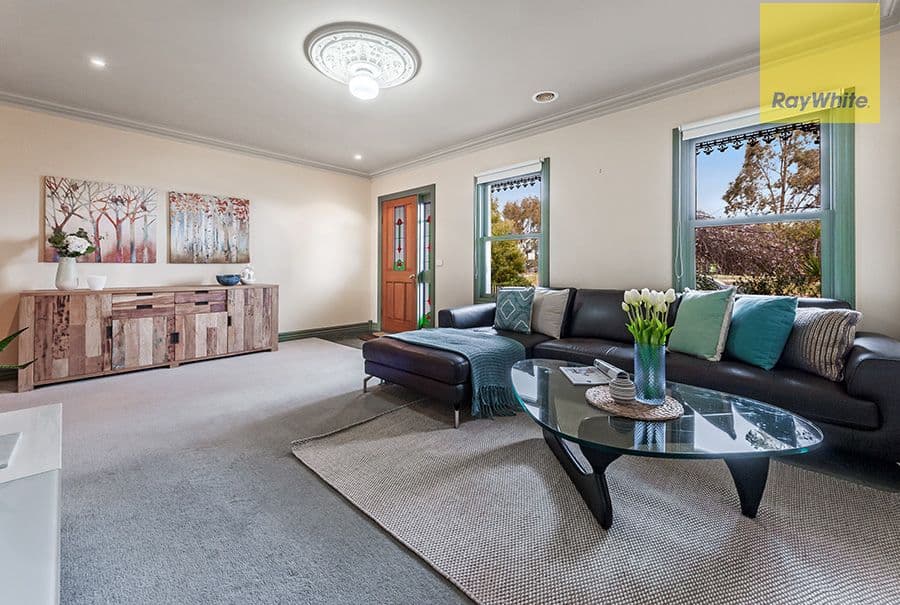 35 Rossiter Avenue, Roxburgh Park VIC 3064, Roxburgh Park - Thumbnail 5
