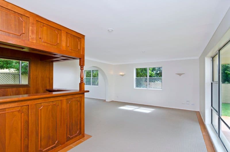 10 Melaleuca Drive, PALM BEACH QLD 4221, Palm Beach - Thumbnail 4