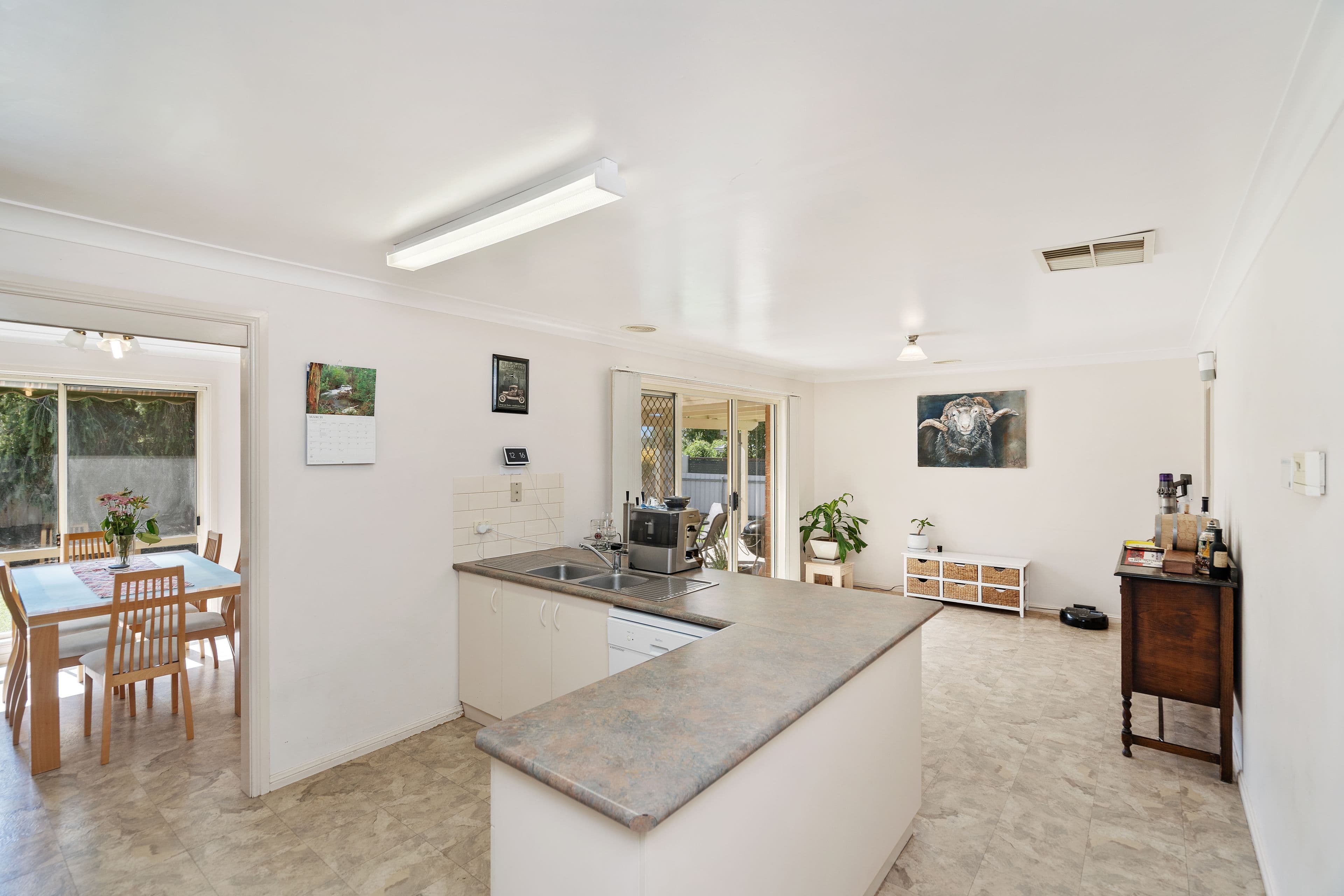 11 Fitzroy Street, Tatton NSW 2650, Tatton - Thumbnail 4