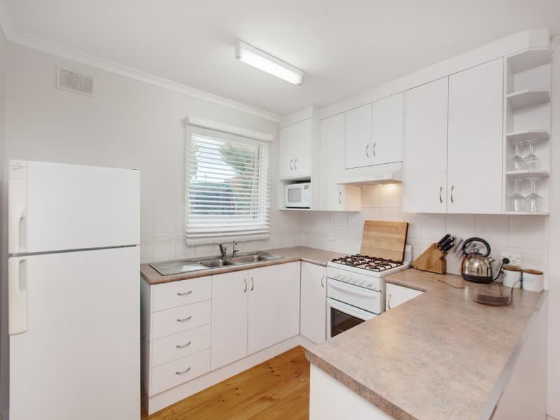 3 Resolute Crescent, Hallett Cove - Thumbnail 3