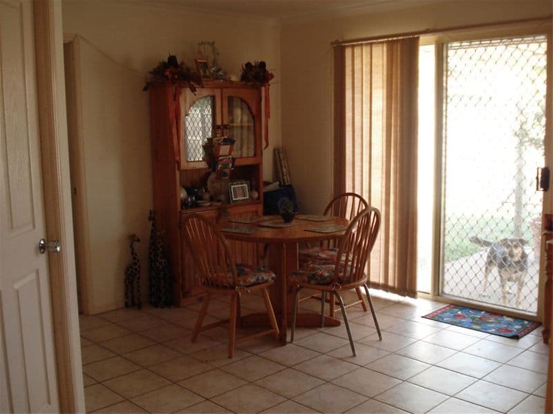 10 Madeline Street, TORQUAY QLD 4655, Torquay - Thumbnail 3